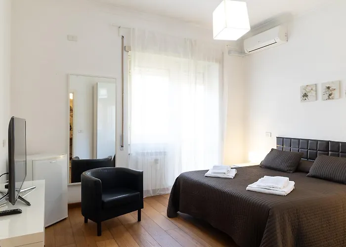 Mirabella Apartment Rom